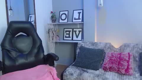 Snapshot of kendallwood_ chatting on 9, 3, 2026 Kendall online show from 9, 3, 2026