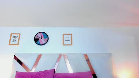   online show from 25, 1, 2025