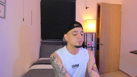 kendel_dimitri online show from 12, 4, 2026