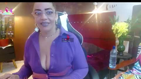 Snapshot of kendra_lust_69 chatting on 5, 10, 2025 kendra_lust_69 online show from 5, 10, 2025
