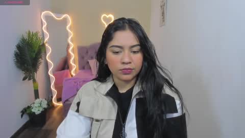 Snapshot of kendra_tay chatting on 4, 2, 2025 kendra online show from 4, 2, 2025