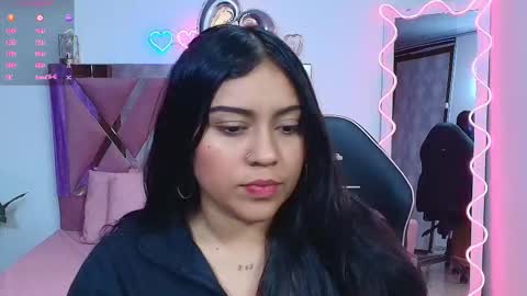 Snapshot of kendra_tay chatting on 19, 10, 2025 kendra online show from 19, 10, 2025