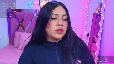 Snapshot of kendra_tay chatting on 20, 10, 2025 kendra online show from 20, 10, 2025