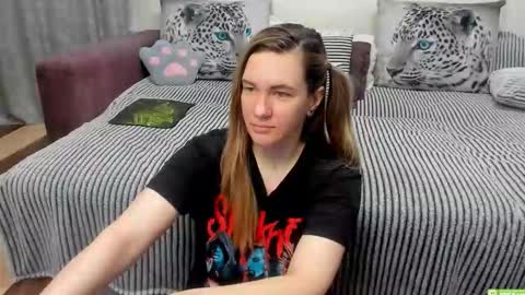 Snapshot of kendra_xx_ chatting on 18, 4, 2026 Kendra online show from 18, 4, 2026