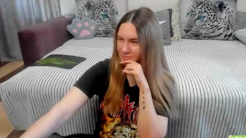 Snapshot of kendra_xx_ chatting on 5, 5, 2026 Kendra online show from 5, 5, 2026