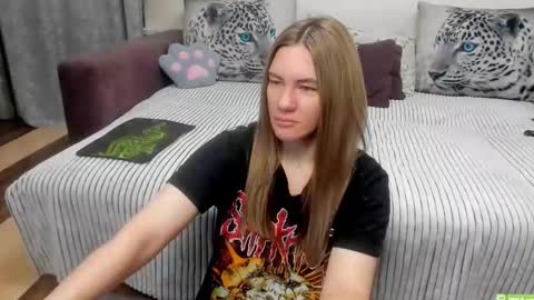 Snapshot of kendra_xx_ chatting on 5, 5, 2026 Kendra online show from 5, 5, 2026