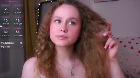 Snapshot of kendraedger chatting on 12, 3, 2026 Kira online show from 12, 3, 2026