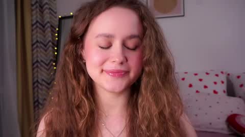 Snapshot of kendraedger chatting on 9, 4, 2026 Kira online show from 9, 4, 2026