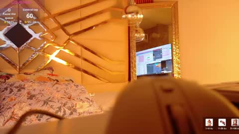 Kendra Foster online show from 16, 4, 2026