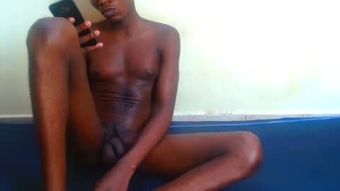 Snapshot of kenia_couples chatting on 23, 1, 2025 Nelian and Emma online show from 23, 1, 2025