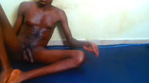 Snapshot of kenia_couples chatting on 23, 1, 2025 Nelian and Emma online show from 23, 1, 2025