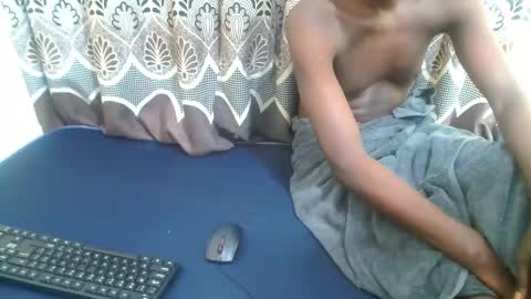 Snapshot of kenia_couples chatting on 26, 2, 2025 Nelian and Emma online show from 26, 2, 2025