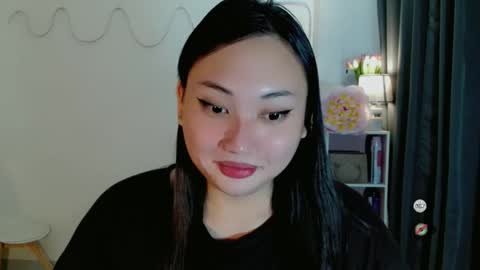 Snapshot of kennaxx69 chatting on 2, 4, 2026 kennaxx69 online show from 2, 4, 2026