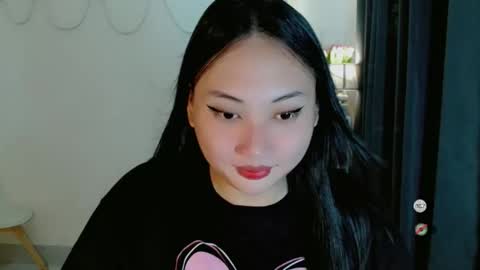 Snapshot of kennaxx69 chatting on 9, 4, 2026 kennaxx69 online show from 9, 4, 2026