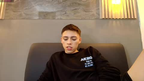 Snapshot of kenny_hank chatting on 24, 4, 2026 kenny_hank online show from 24, 4, 2026