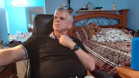 Snapshot of kent_ham chatting on 24, 10, 2025 kent_ham online show from 24, 10, 2025