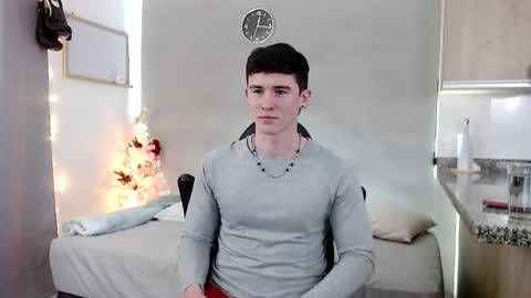 Snapshot of kent_zagann chatting on 17, 12, 2025 Santiago online show from 17, 12, 2025