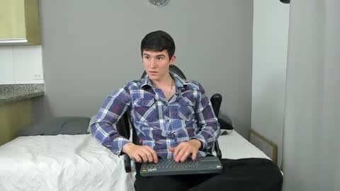 Snapshot of kent_zagann chatting on 1, 5, 2026 Santiago online show from 1, 5, 2026