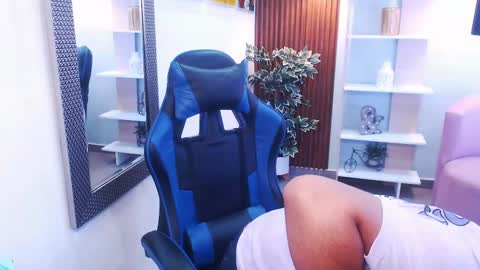 Snapshot of kenya_buhle chatting on 18, 9, 2025 Kenya Buhle online show from 18, 9, 2025