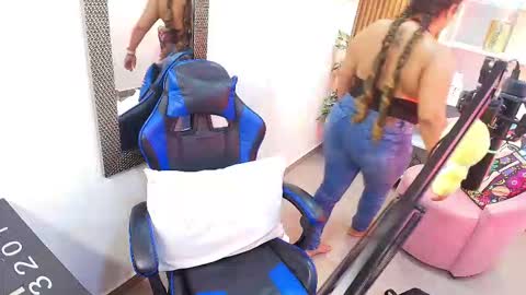 Snapshot of kenya_buhle chatting on 1, 10, 2025 Kenya Buhle online show from 1, 10, 2025