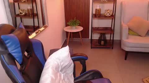 Snapshot of kenya_buhle chatting on 26, 11, 2025 Kenya Buhle online show from 26, 11, 2025