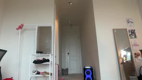 kenziesmithh online show from 6, 1, 2026