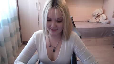 Snapshot of keralapidus chatting on 7, 7, 2026 Evelyn online show from 7, 7, 2026