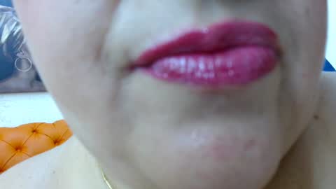 K E R L Y online show from 9, 1, 2025