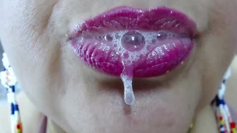 K E R L Y online show from 18, 1, 2025