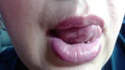 K E R L Y online show from 11, 11, 2025