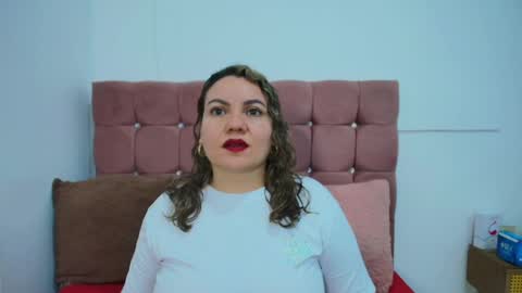 Snapshot of kerly_mature42 chatting on 3, 5, 2026 KERLY online show from 3, 5, 2026