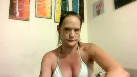 Snapshot of keroseneangel chatting on 10, 7, 2026 KeroseneAngel online show from 10, 7, 2026