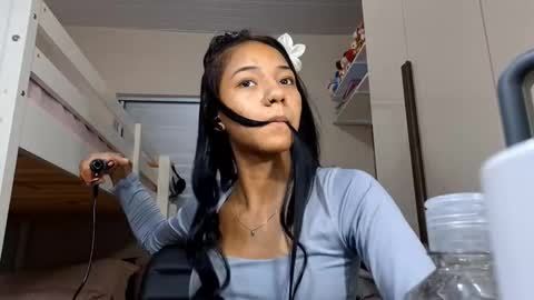 Snapshot of kerryinterrante chatting on 31, 3, 2026 kerryinterrante online show from 31, 3, 2026