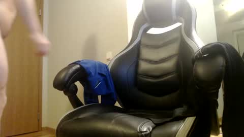 Snapshot of kert19 chatting on 19, 12, 2024 KerKER online show from 19, 12, 2024