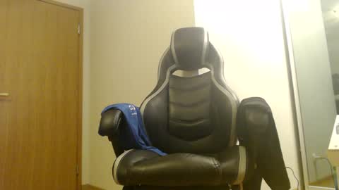 Snapshot of kert19 chatting on 14, 1, 2025 KerKER online show from 14, 1, 2025