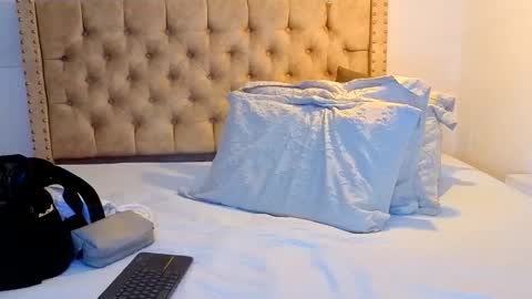 Kery Hillson online show from 22, 12, 2025