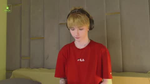 Snapshot of kessy_white chatting on 30, 5, 2026 Kessy online show from 30, 5, 2026