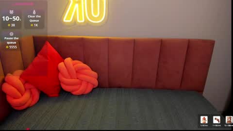 KatrinaKetrin online show from 6, 4, 2026