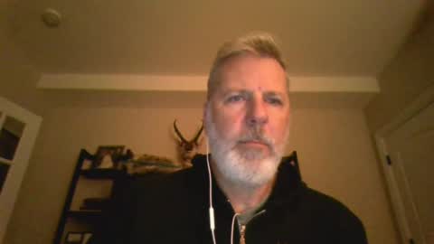 Snapshot of kev_cumz chatting on 15, 7, 2026 kev_cumz online show from 15, 7, 2026
