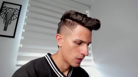 Kevin Ahs online show from 7, 2, 2025