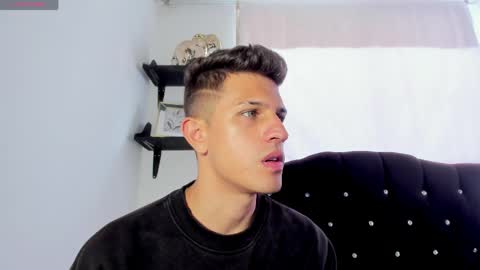 Snapshot of kevin_ahs1 chatting on 8, 4, 2026 Kevin Ahs online show from 8, 4, 2026