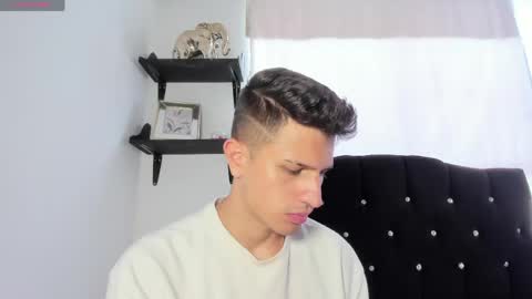 Snapshot of kevin_ahs1 chatting on 9, 4, 2026 Kevin Ahs online show from 9, 4, 2026