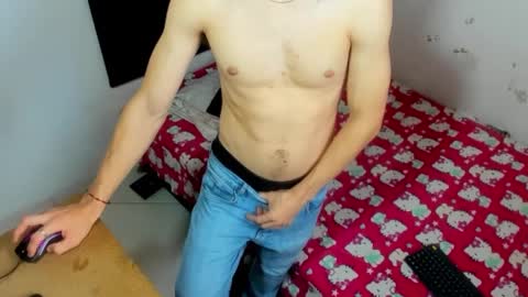 Snapshot of kevinkewma chatting on 29, 9, 2025 kevinkewma online show from 29, 9, 2025