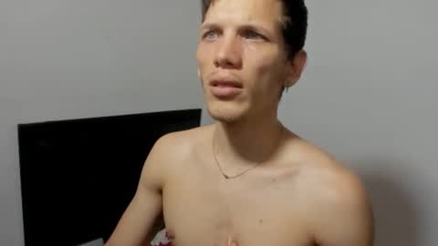 Snapshot of kevinkewma chatting on 5, 11, 2025 kevinkewma online show from 5, 11, 2025