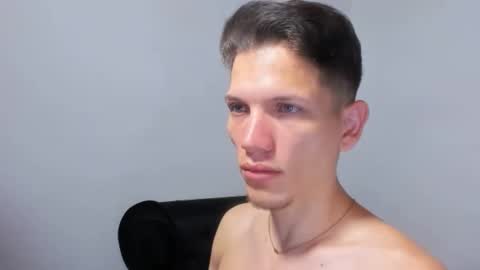 Snapshot of kevinkewma chatting on 5, 12, 2025 kevinkewma online show from 5, 12, 2025