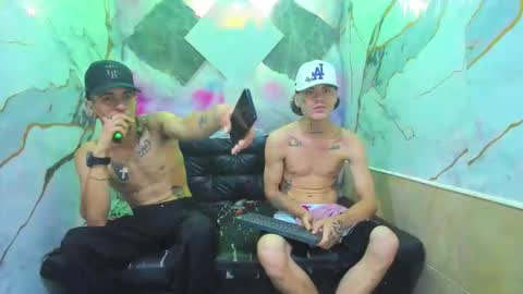 kevinperlas_ online show from 20, 11, 2025