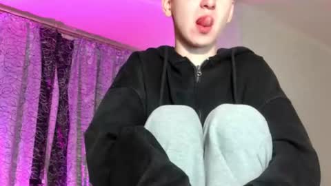 kevinsupershy online show from 25, 6, 2026