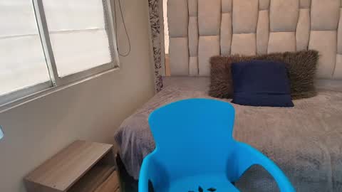 Snapshot of keyla_brunette_ chatting on 10, 4, 2026 KEYLA BRUNETTE online show from 10, 4, 2026