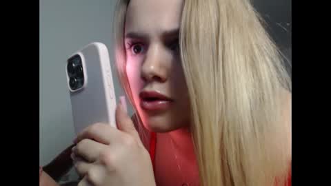 Snapshot of keylabrooks chatting on 29, 3, 2026 Keyla online show from 29, 3, 2026