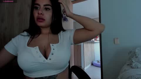 Laura online show from 17, 11, 2025